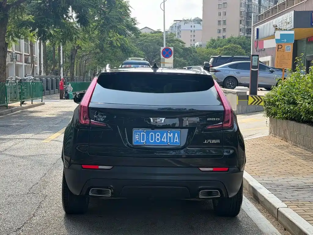 Cadillac XT4 — миниатюра 14