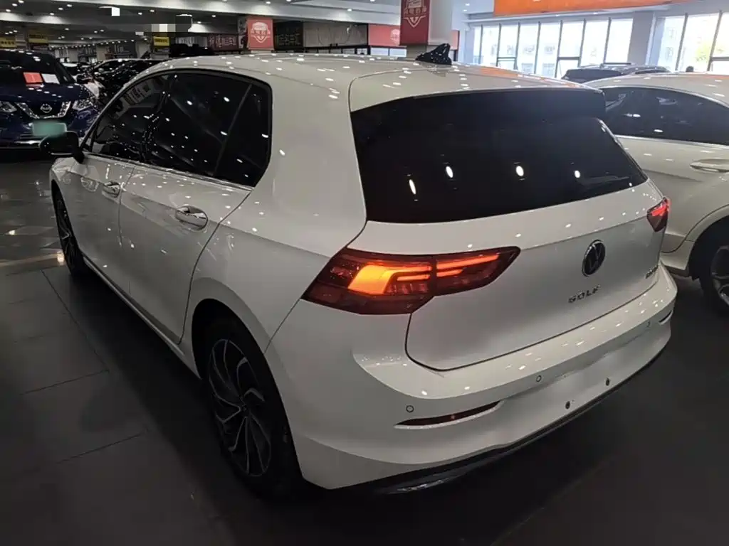 Volkswagen Golf — миниатюра 5