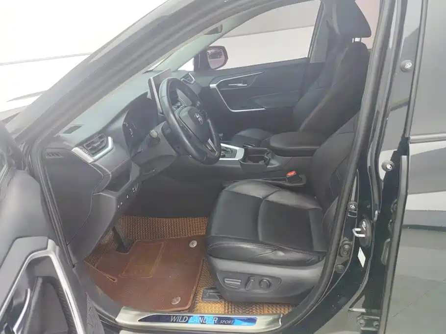 Toyota Wildlander New Energy — миниатюра 9