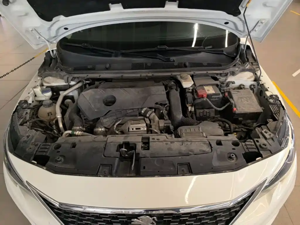 Peugeot 408 — миниатюра 25