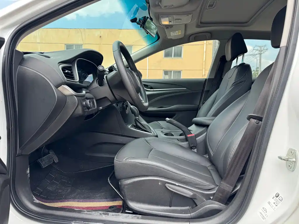 Buick Excelle — миниатюра 5
