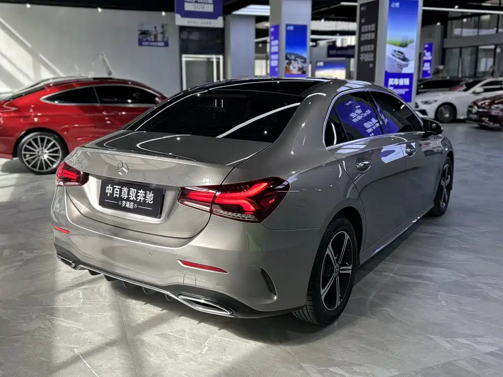 MERCEDES-BENZ A CLASS