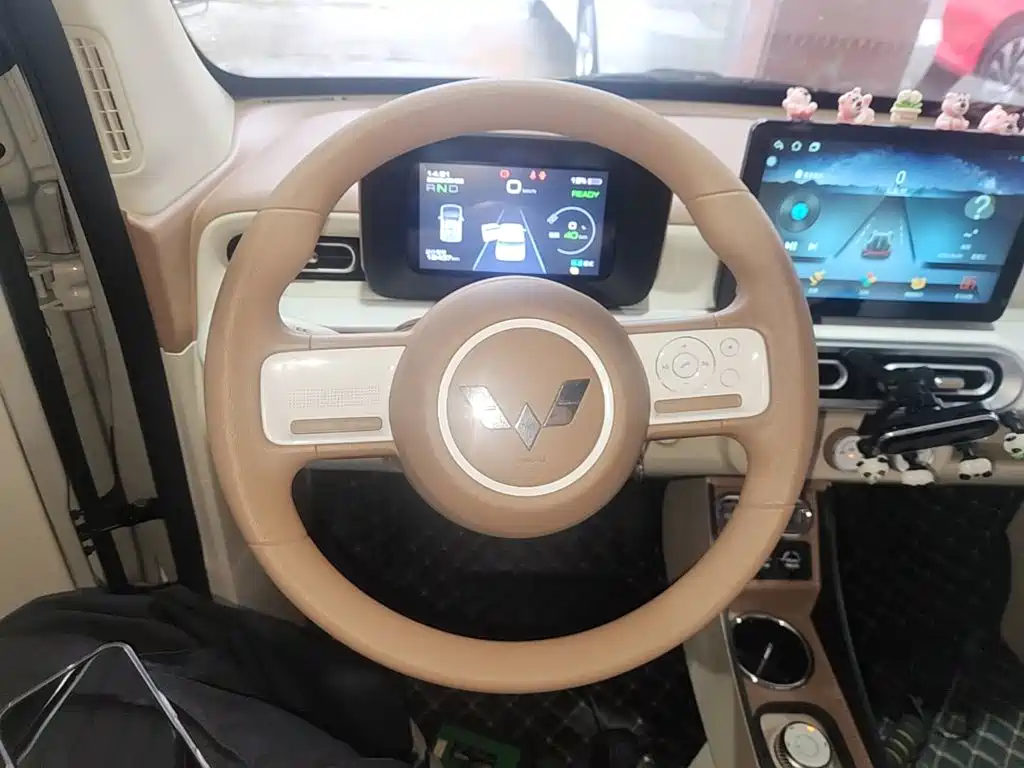 Wuling MINIEV — миниатюра 11