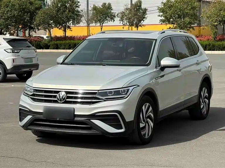 Volkswagen Tiguan L 2022