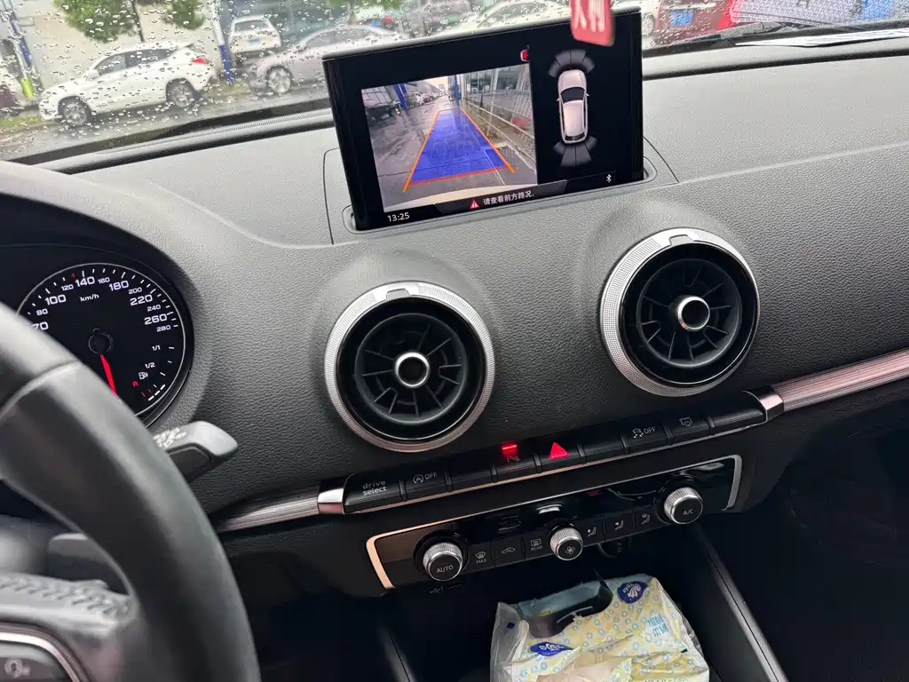 Audi A3 — миниатюра 10
