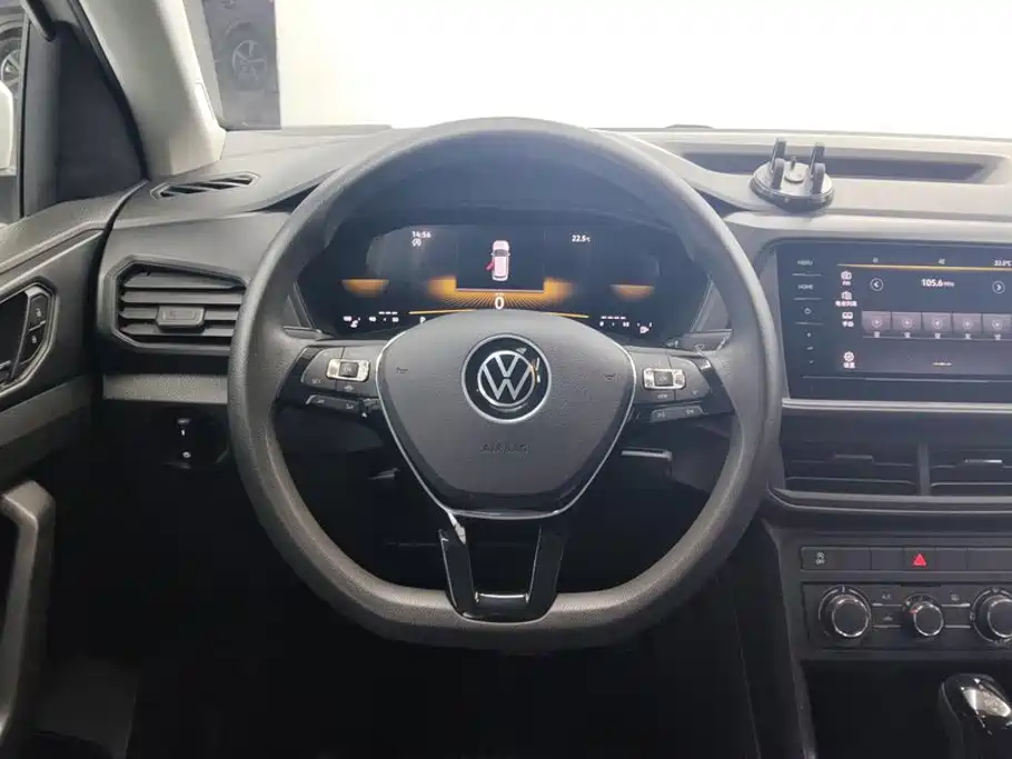 Volkswagen T-Cross — миниатюра 15