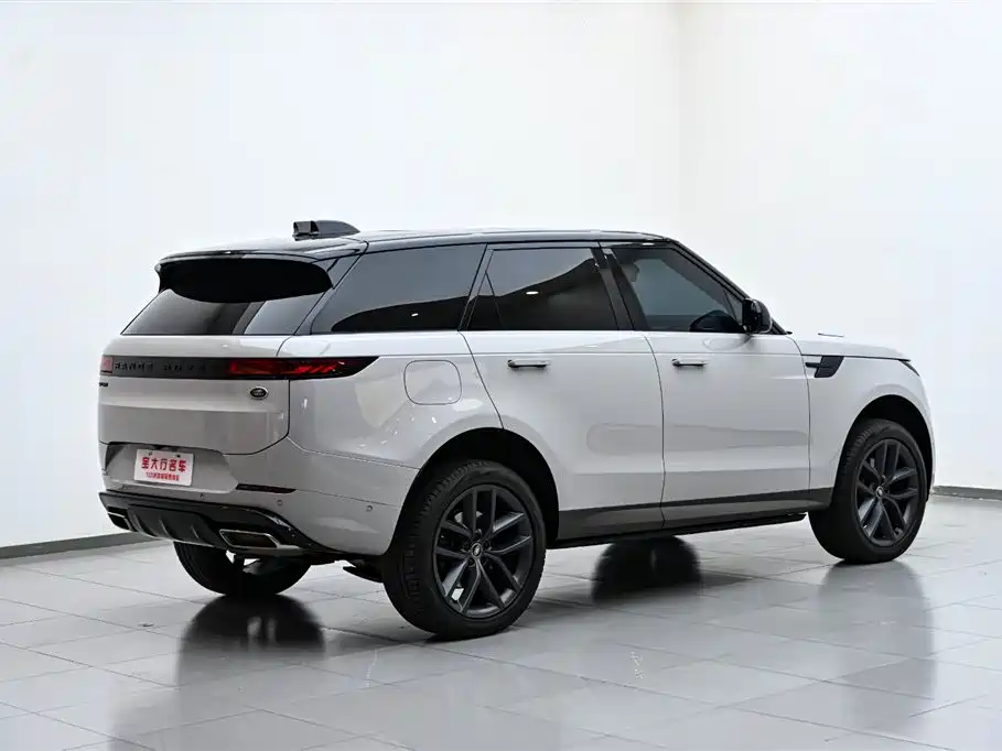 Land Rover Range Rover Sport 2023 400PS Dynamic SE