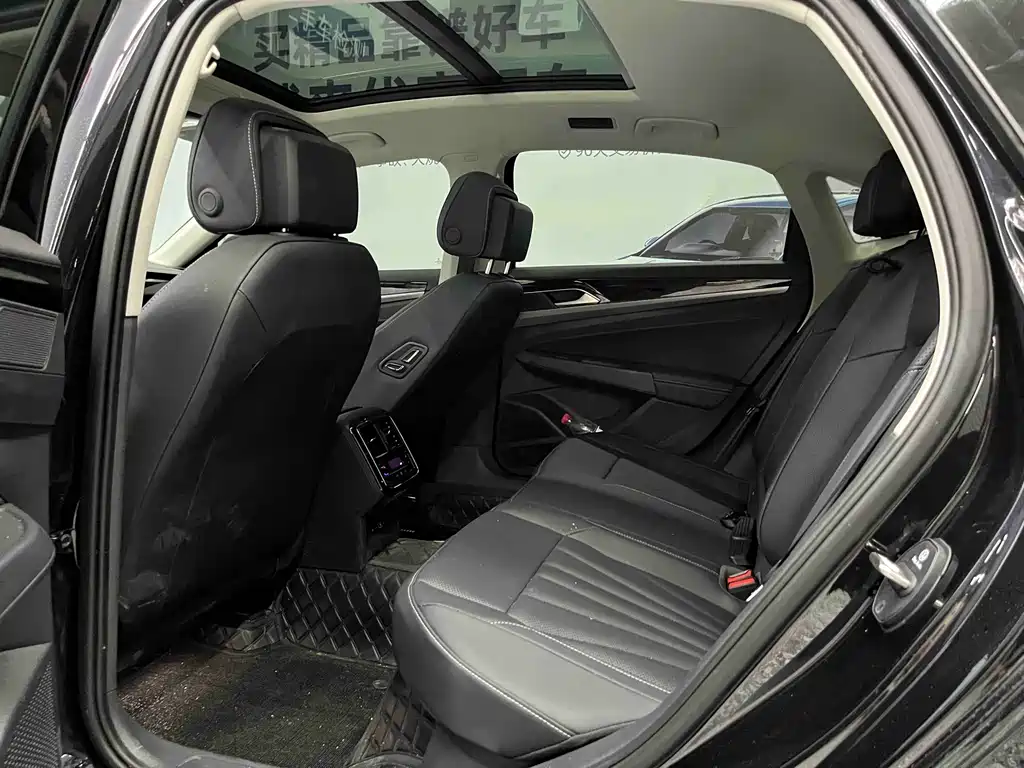 Volkswagen Passat — миниатюра 13