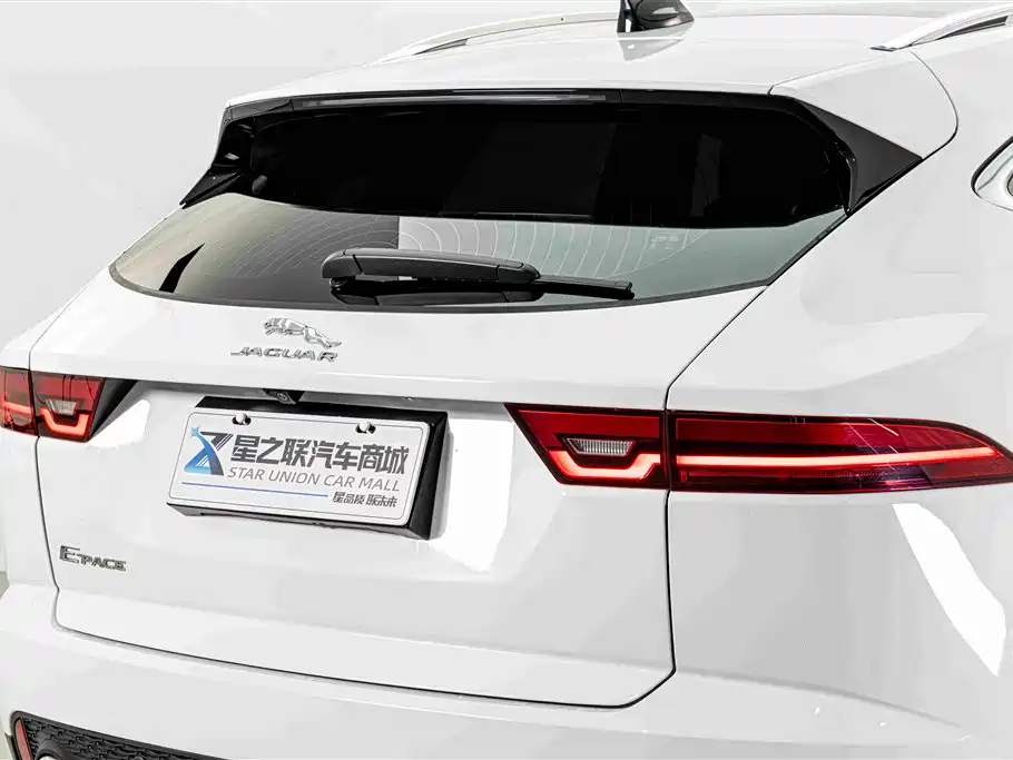 Jaguar E-PACE — миниатюра 8
