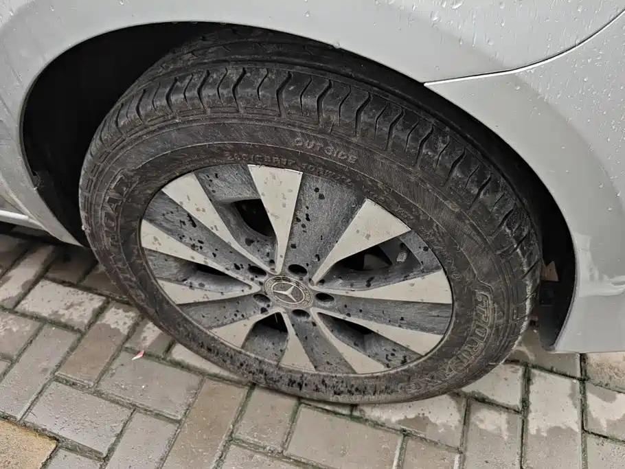 Mercedes-Benz Vito — миниатюра 6