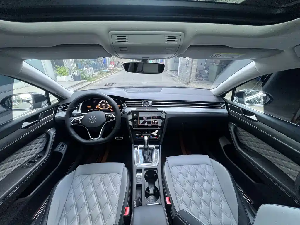 Volkswagen Magotan — миниатюра 6