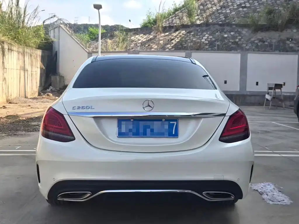 Mercedes-Benz C-Class — миниатюра 2