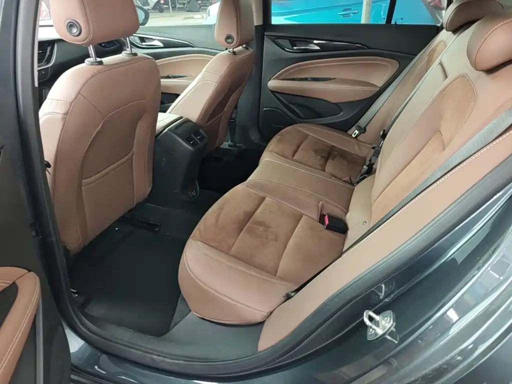 Buick Regal — миниатюра 17