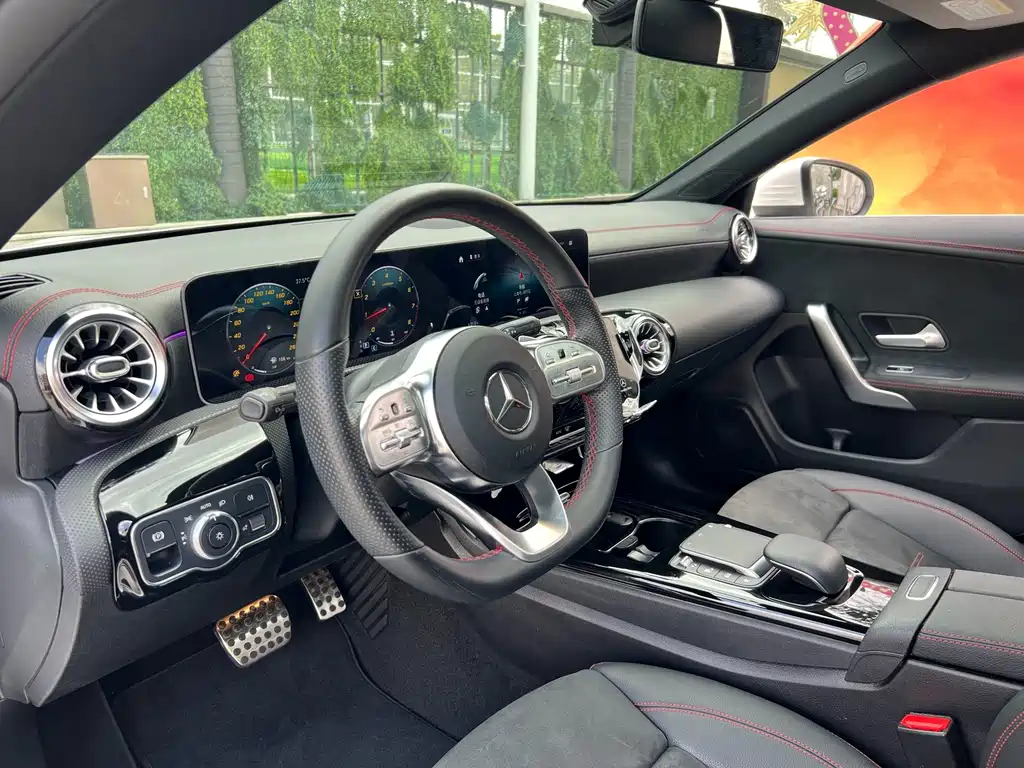 Mercedes-Benz CLA (Import) — миниатюра 19