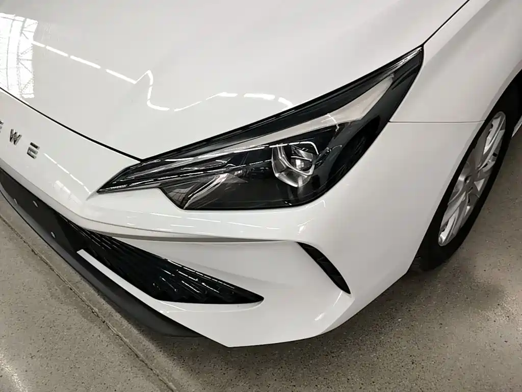 Roewe i5 — миниатюра 24