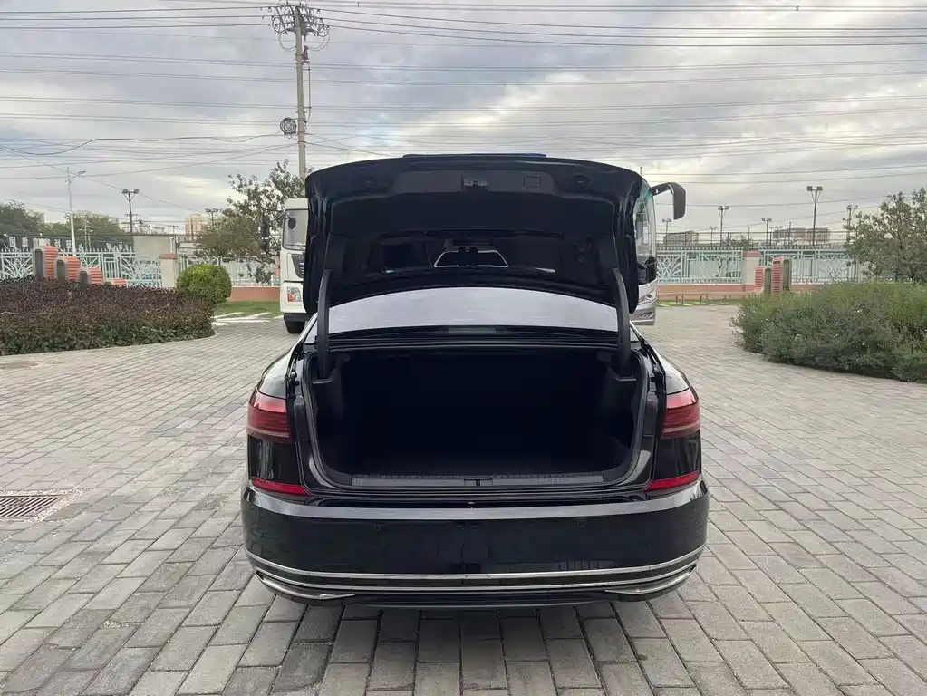 Volkswagen Passat — миниатюра 9