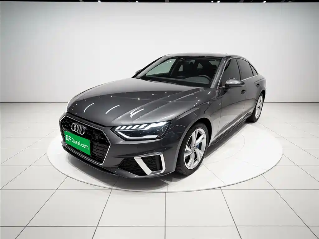 Audi A4L 2021