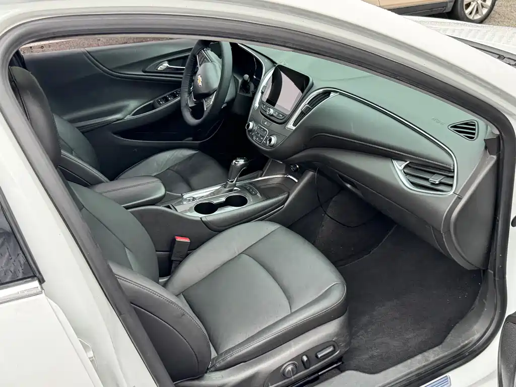 Chevrolet Malibu XL — миниатюра 11