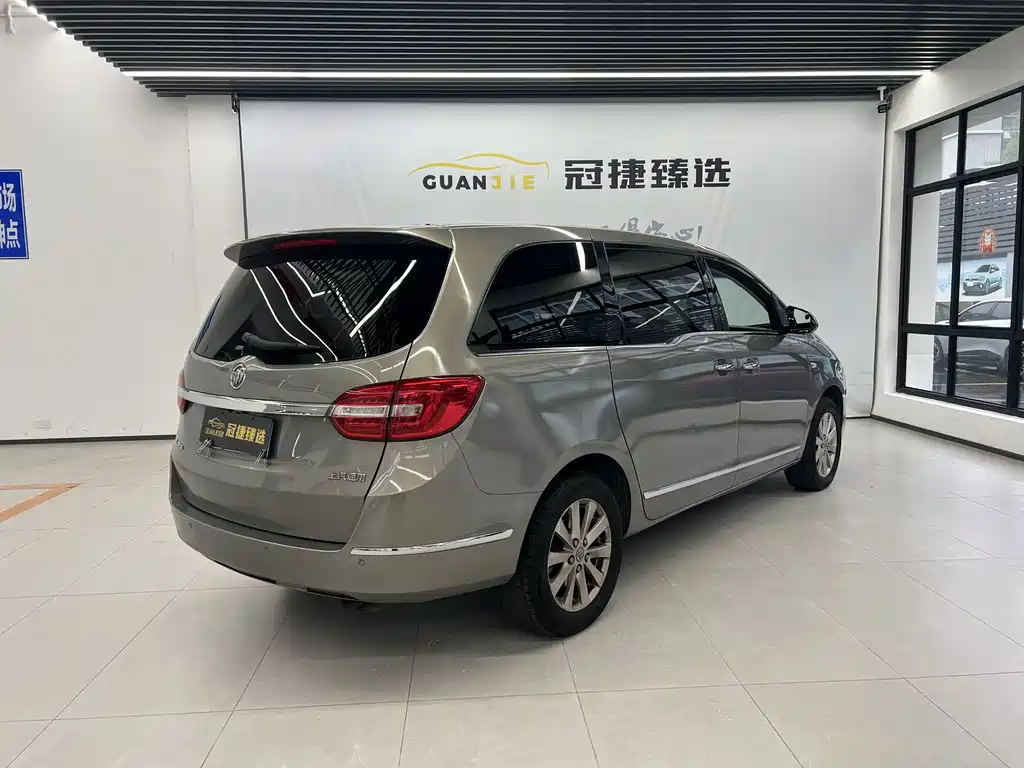 Buick GL8 — миниатюра 17