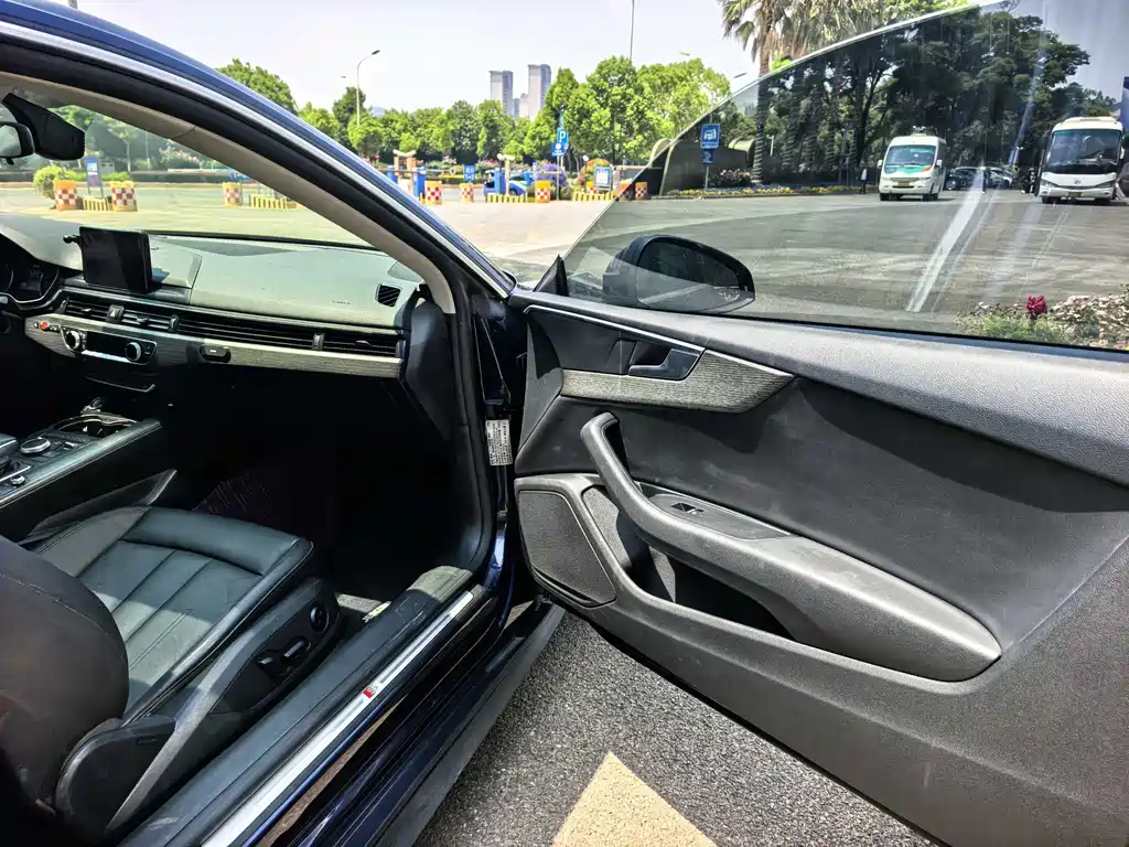Audi A5 2019 Coupe 40 TFSI Fashion V