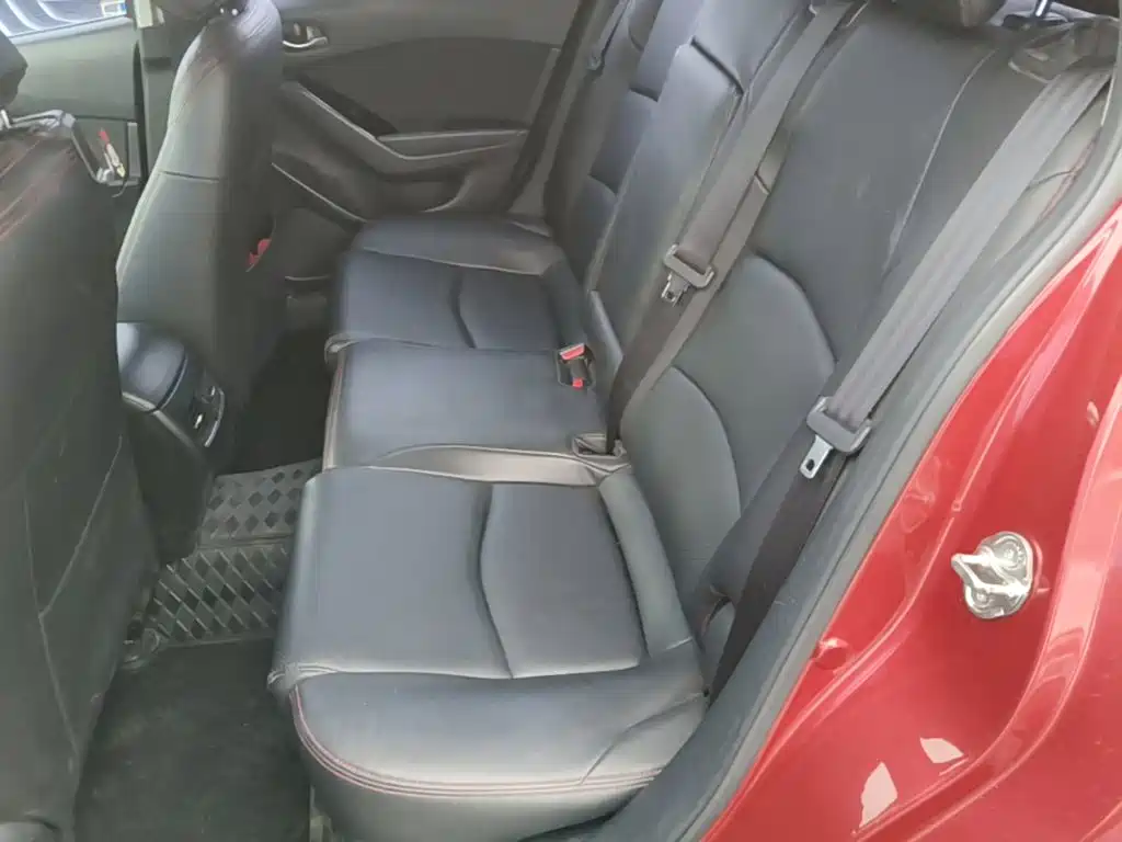 Mazda 3 Axela — миниатюра 17