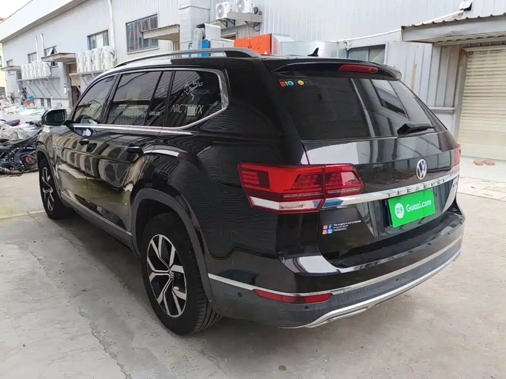 Volkswagen Teramont — миниатюра 5