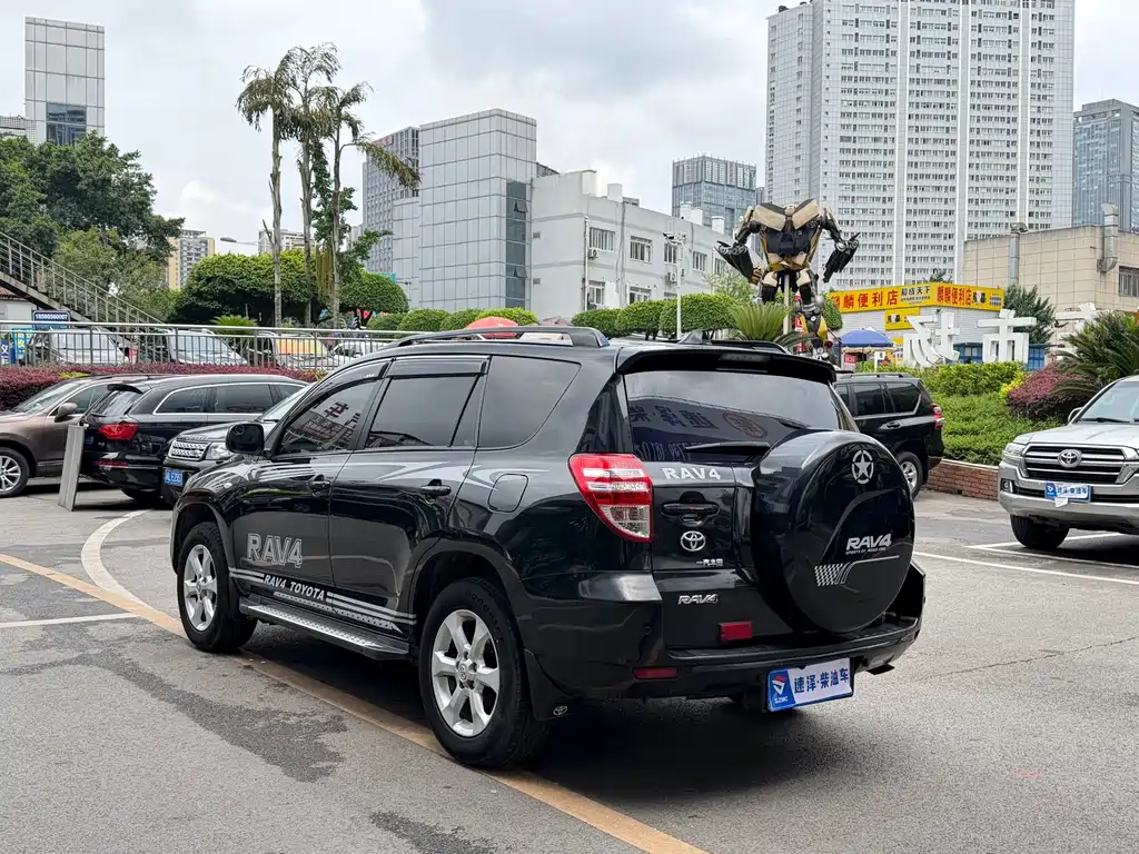 Toyota RAV4 — фотографии объявления, Фото 14