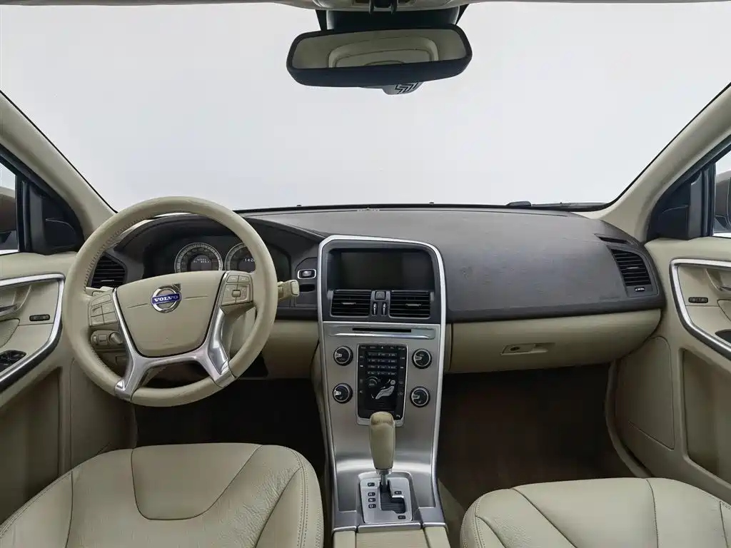 Volvo XC60 2012 T5