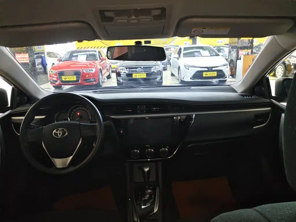 Toyota Corolla — миниатюра 10