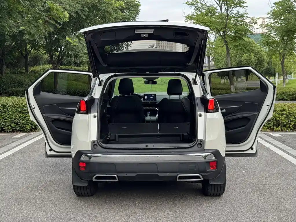 Peugeot 4008 — миниатюра 8