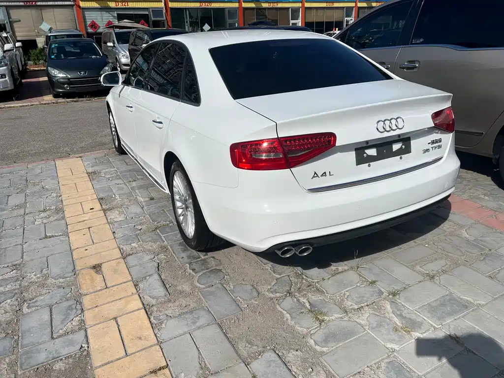 Audi A4L — миниатюра 4