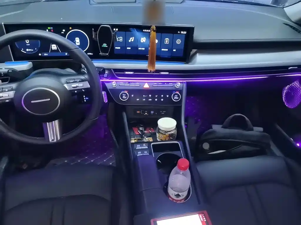 Hyundai Sonata — миниатюра 10