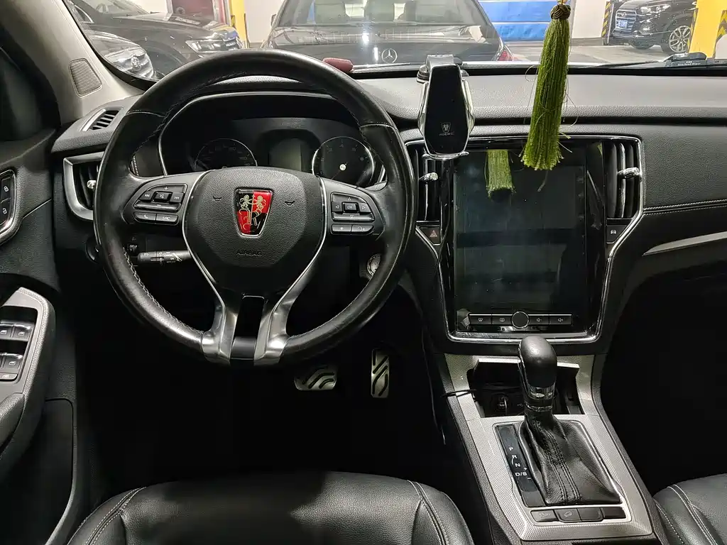 Roewe RX5 — миниатюра 9