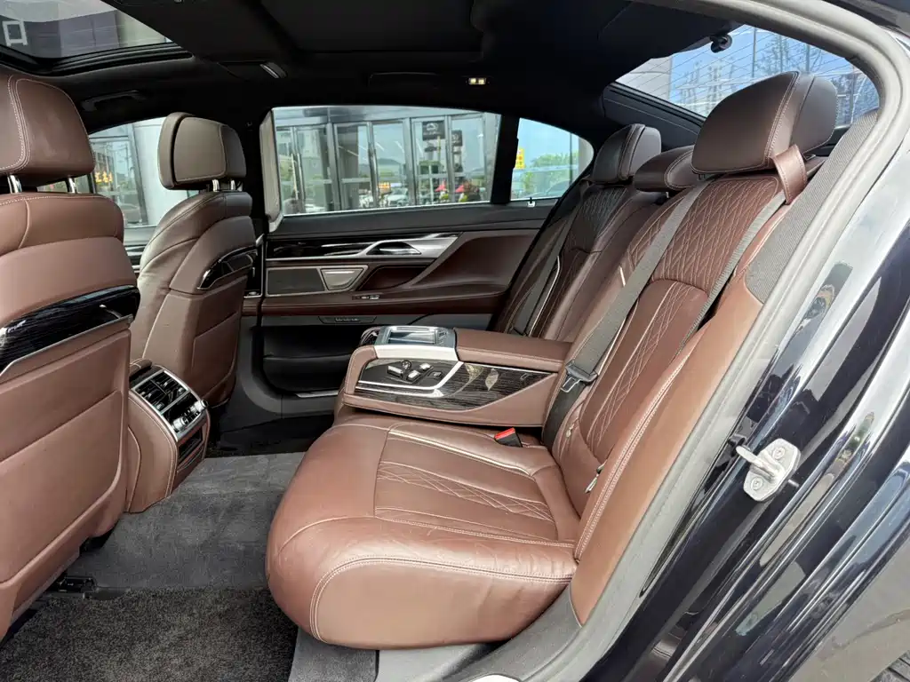 BMW 7 Series 7 2019 730Li M Sport