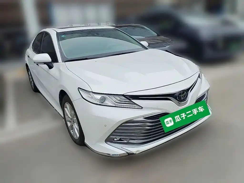 Toyota Camry — миниатюра 6