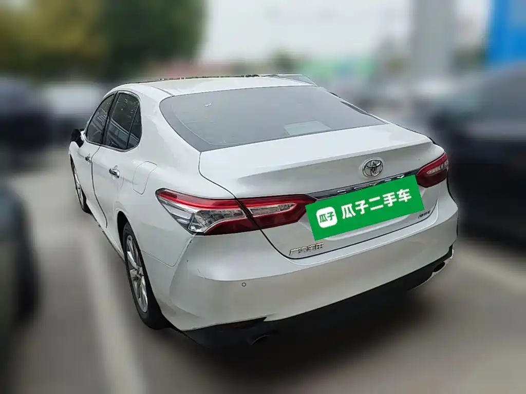 Toyota Camry — миниатюра 7