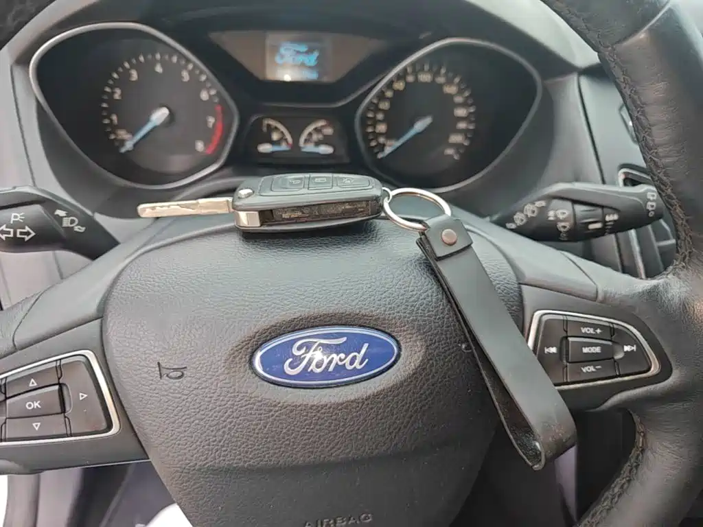 Ford Focus — миниатюра 9