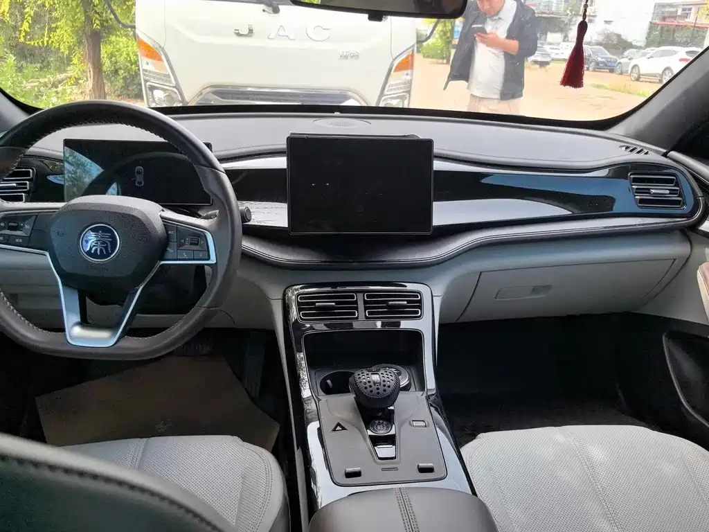 BYD Qin PLUS — миниатюра 8