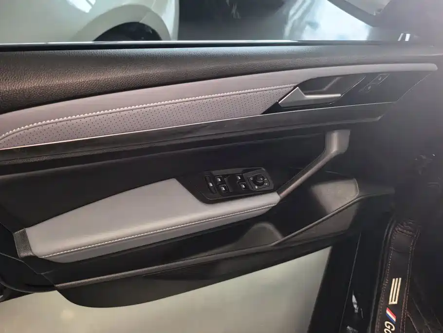 Volkswagen Lavida — миниатюра 7