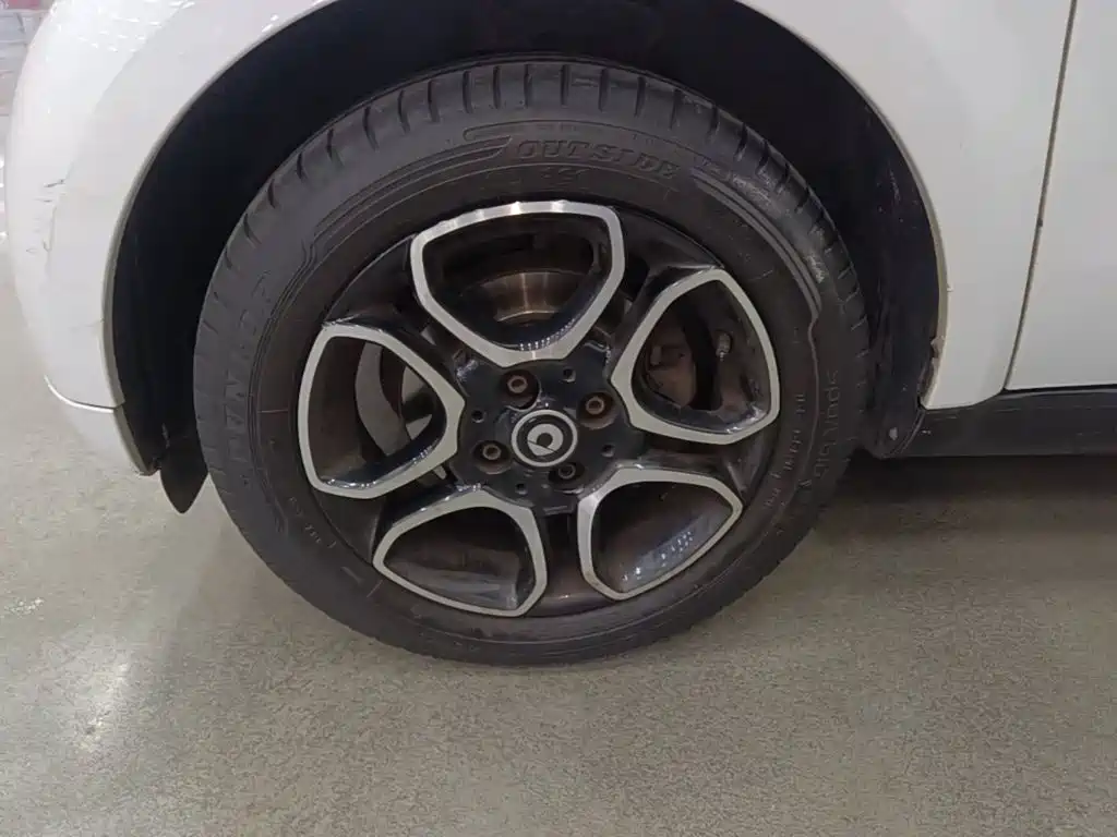 smart Smart Fortwo — миниатюра 23