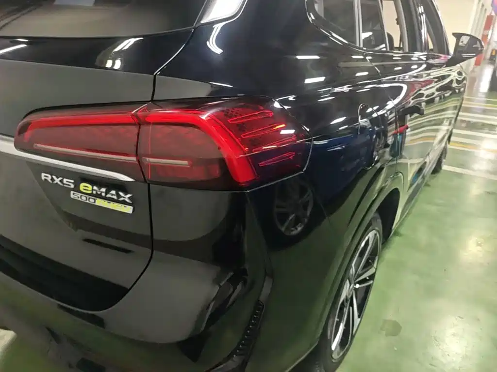 Roewe RX5 eMAX — миниатюра 8