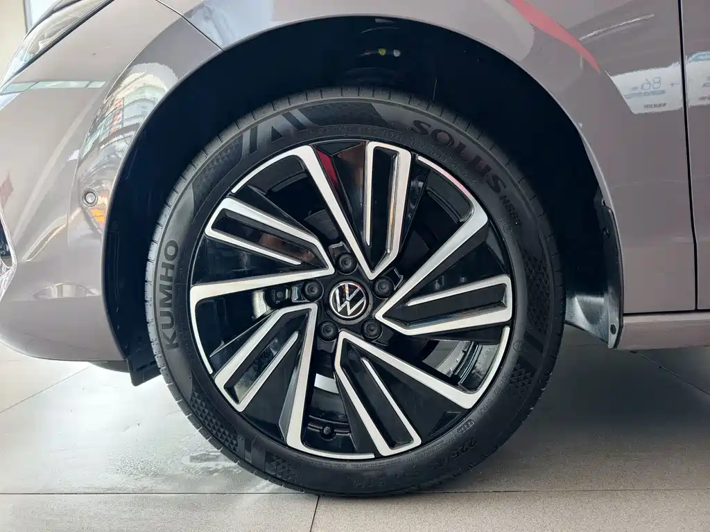 Volkswagen Lavida — миниатюра 13