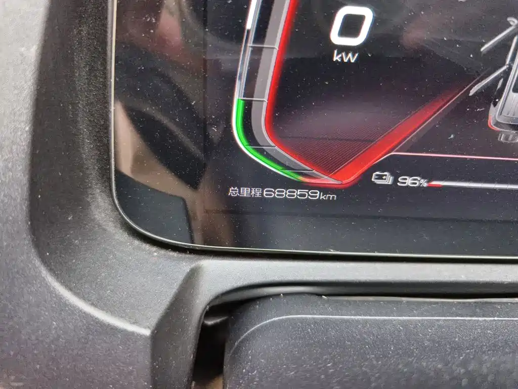 BYD Yuan Pro — миниатюра 8