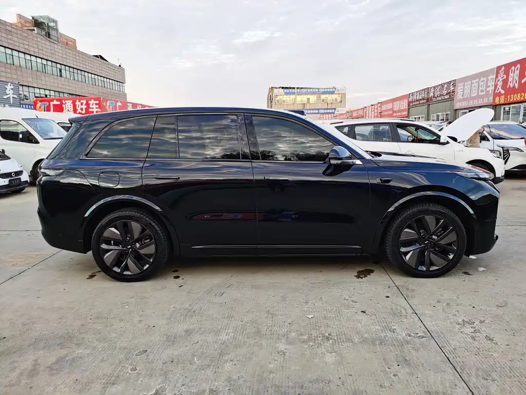 Li Auto Li L8 — миниатюра 5