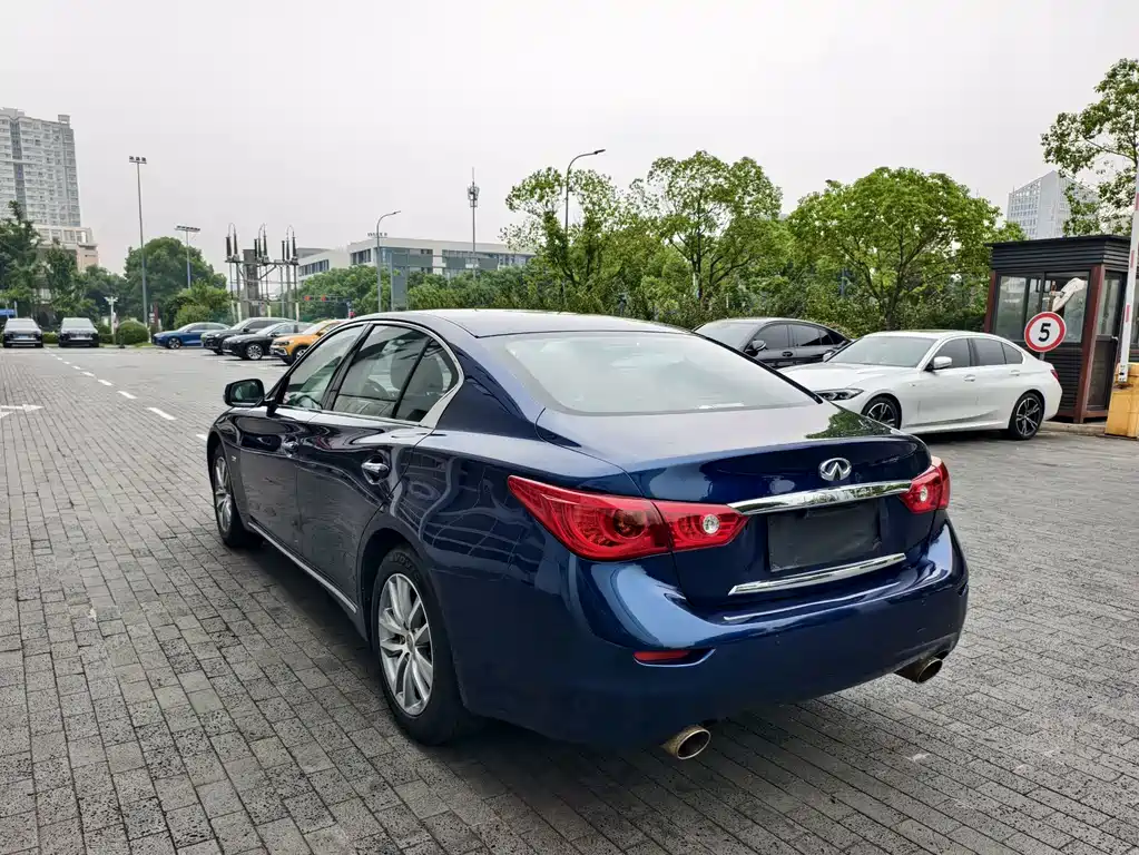 Infiniti Q50L — миниатюра 7