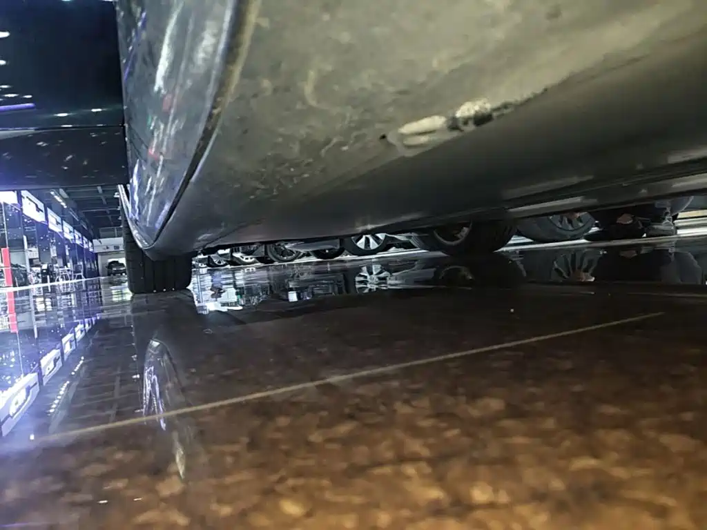 Tesla Model 3 — миниатюра 21