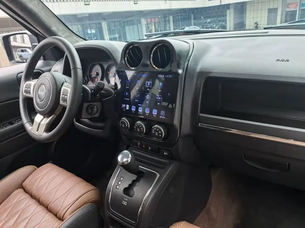 Jeep Patriot — миниатюра 15