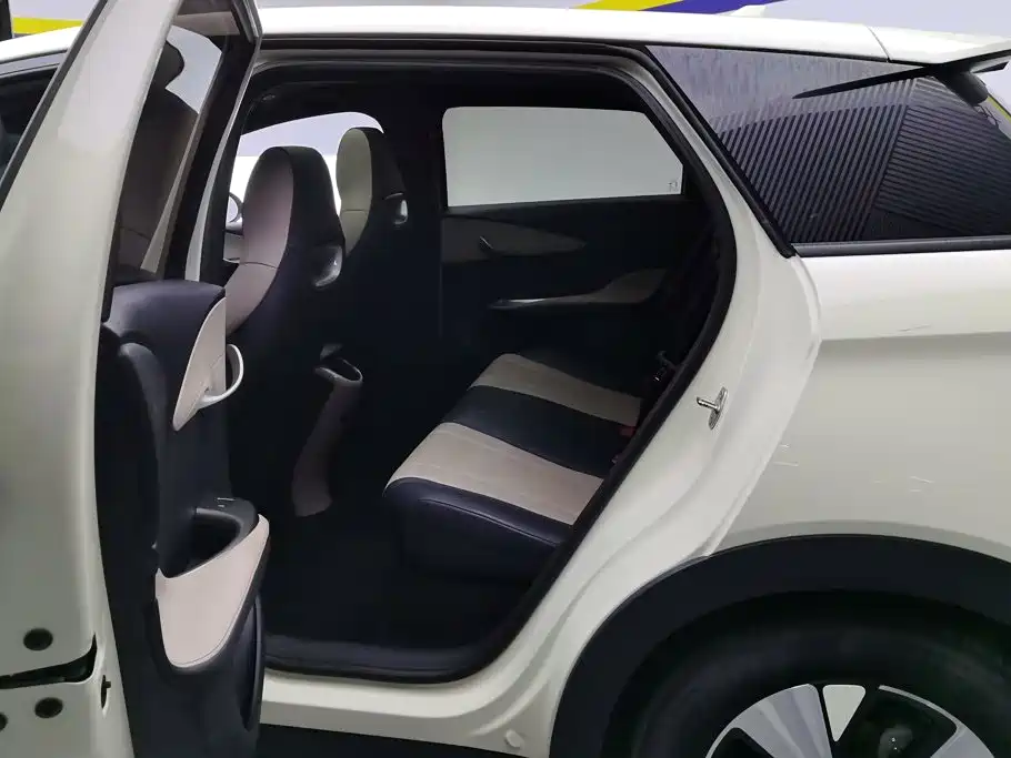 BYD Dolphin — миниатюра 11