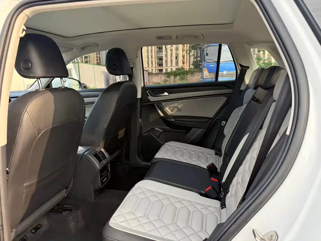 Volkswagen Tayron — миниатюра 5
