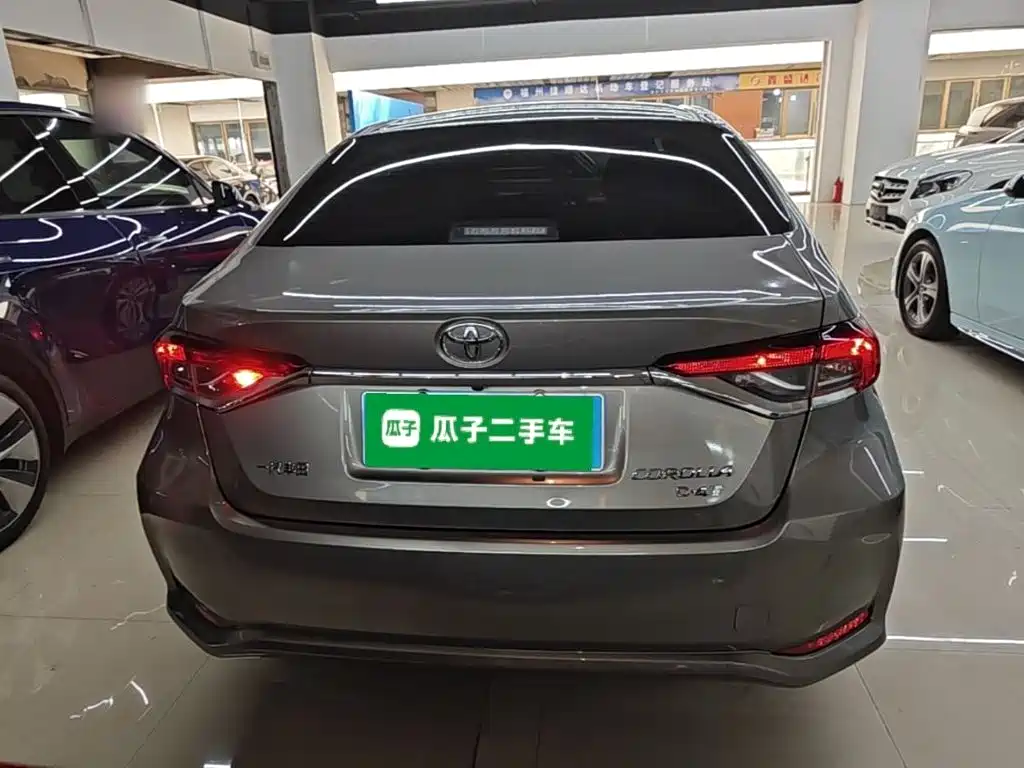 Toyota Corolla — миниатюра 6